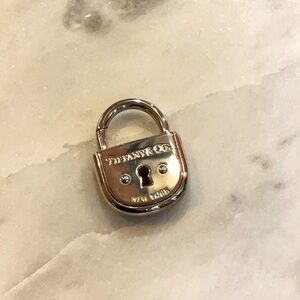 Tiffany Oval Lock in Sterling Silver